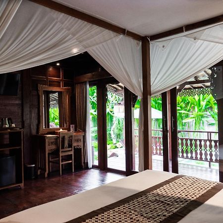 Ari Cottages Ubud 部屋 写真